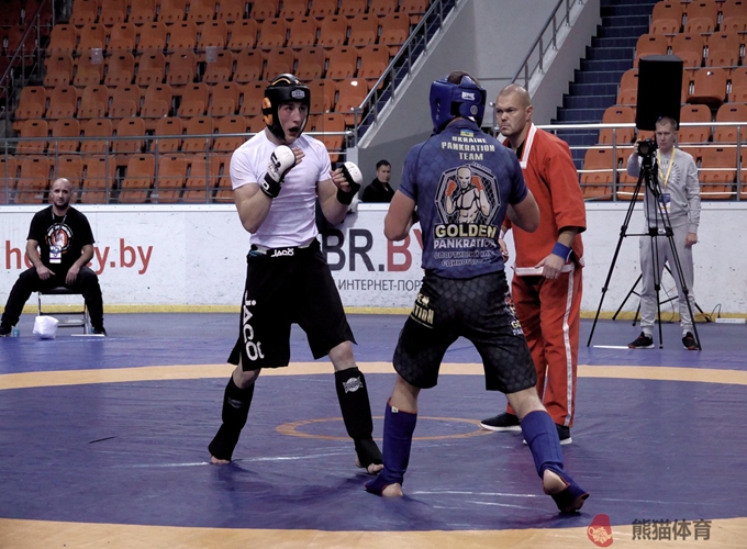 Breaking 赛事评分模块