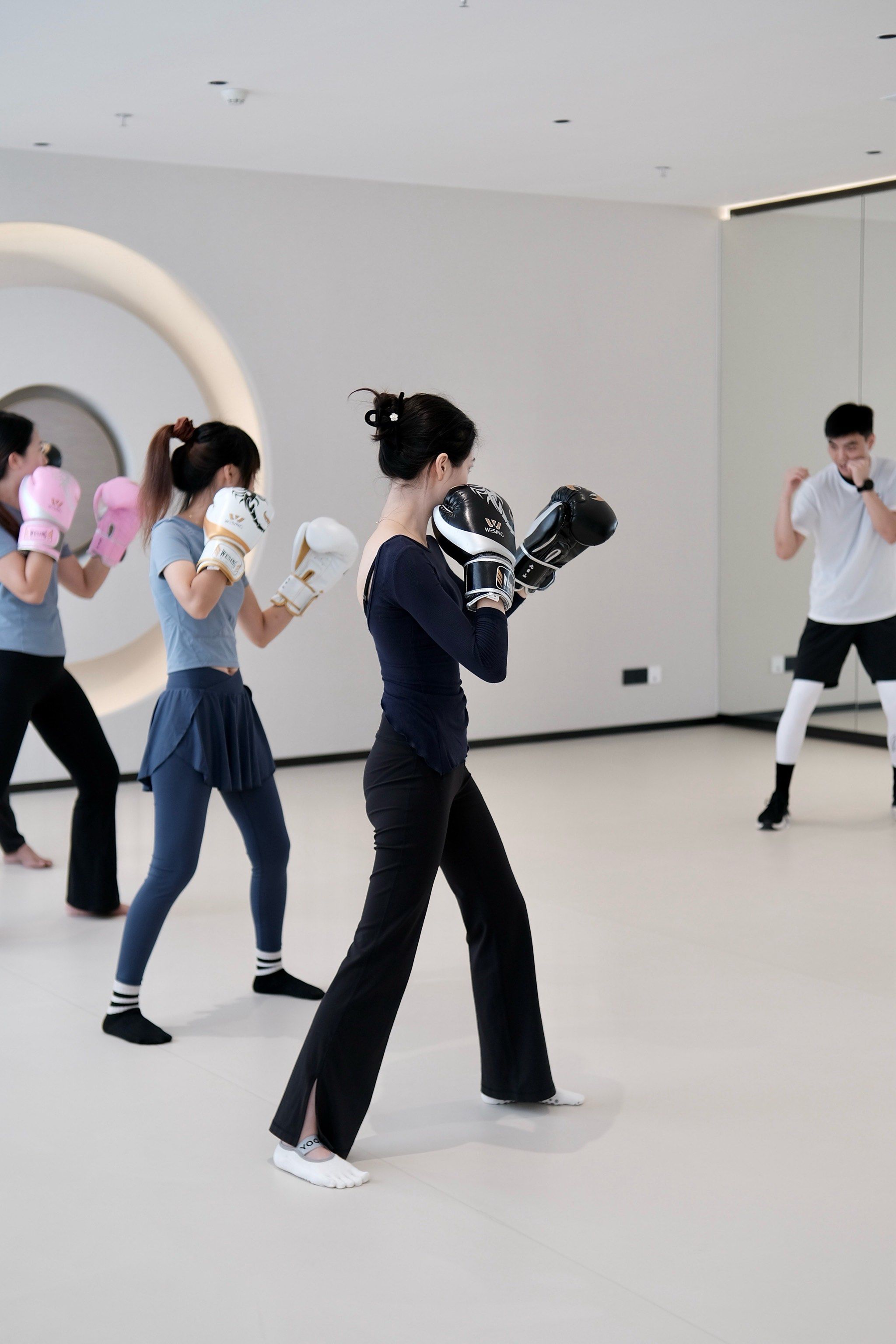 巾帼心向党·奋进新征程——洋湖国际社区举办“三八”国际妇女节主题活动